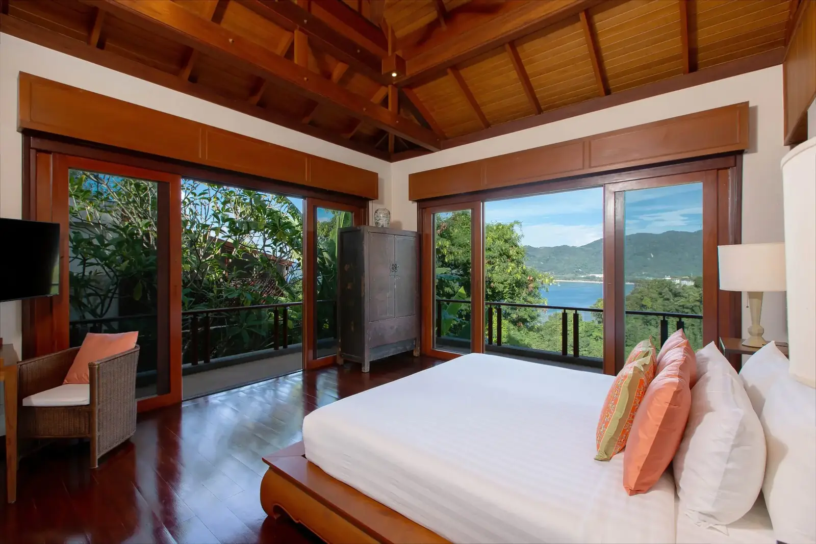 Bedroom 3 king ocean view