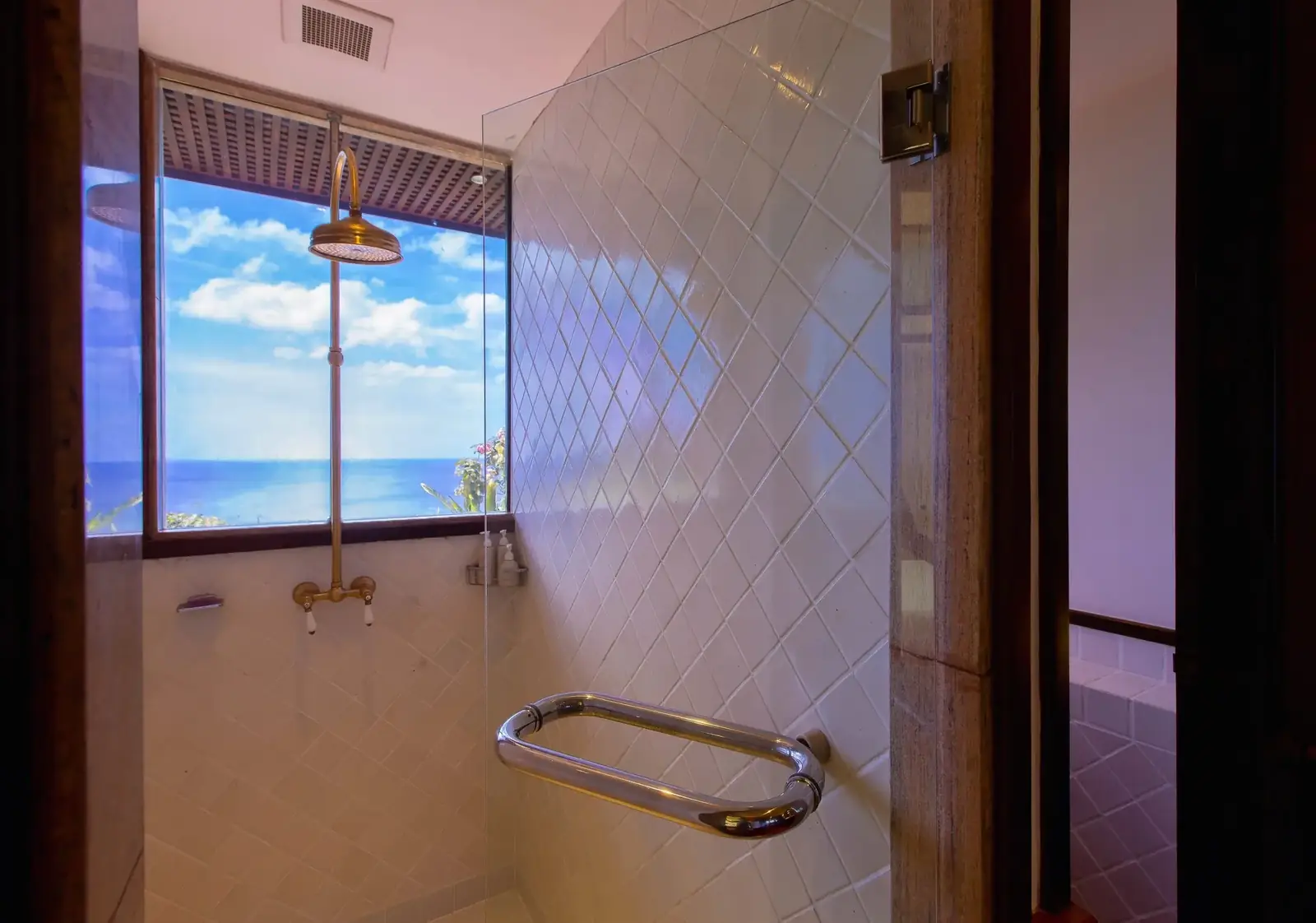 Bedroom 4 bathroom Sea view shower
