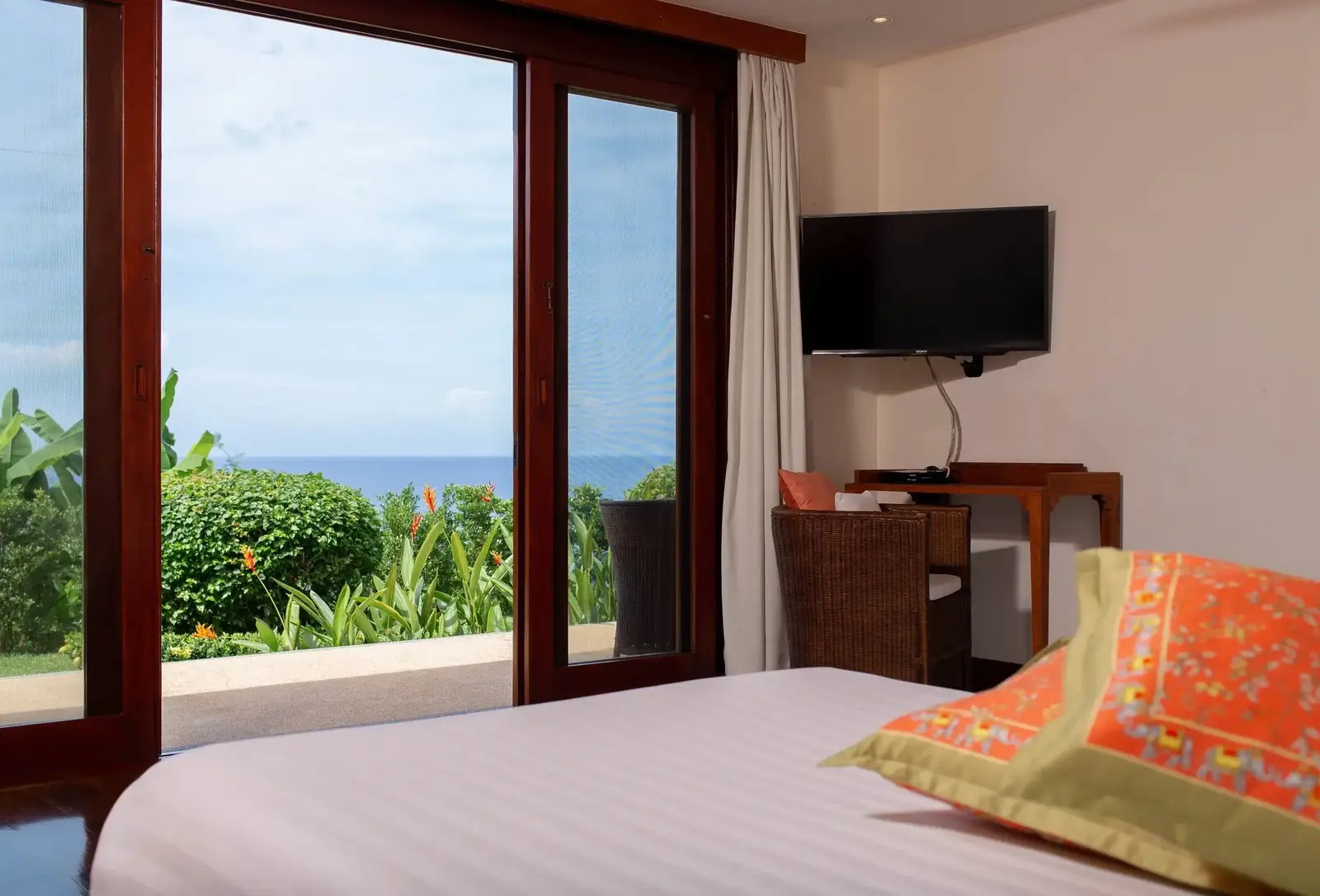 Bedroom 5 terrace Sea view